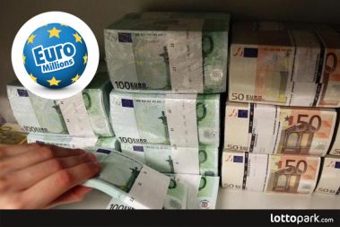Мать четверых детей выигрывает свыше 14 миллионов фунтов в лотерее EuroMillions!